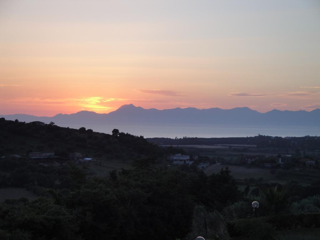 Il Poggio Del Cilento Country House Agropoli Luaran gambar